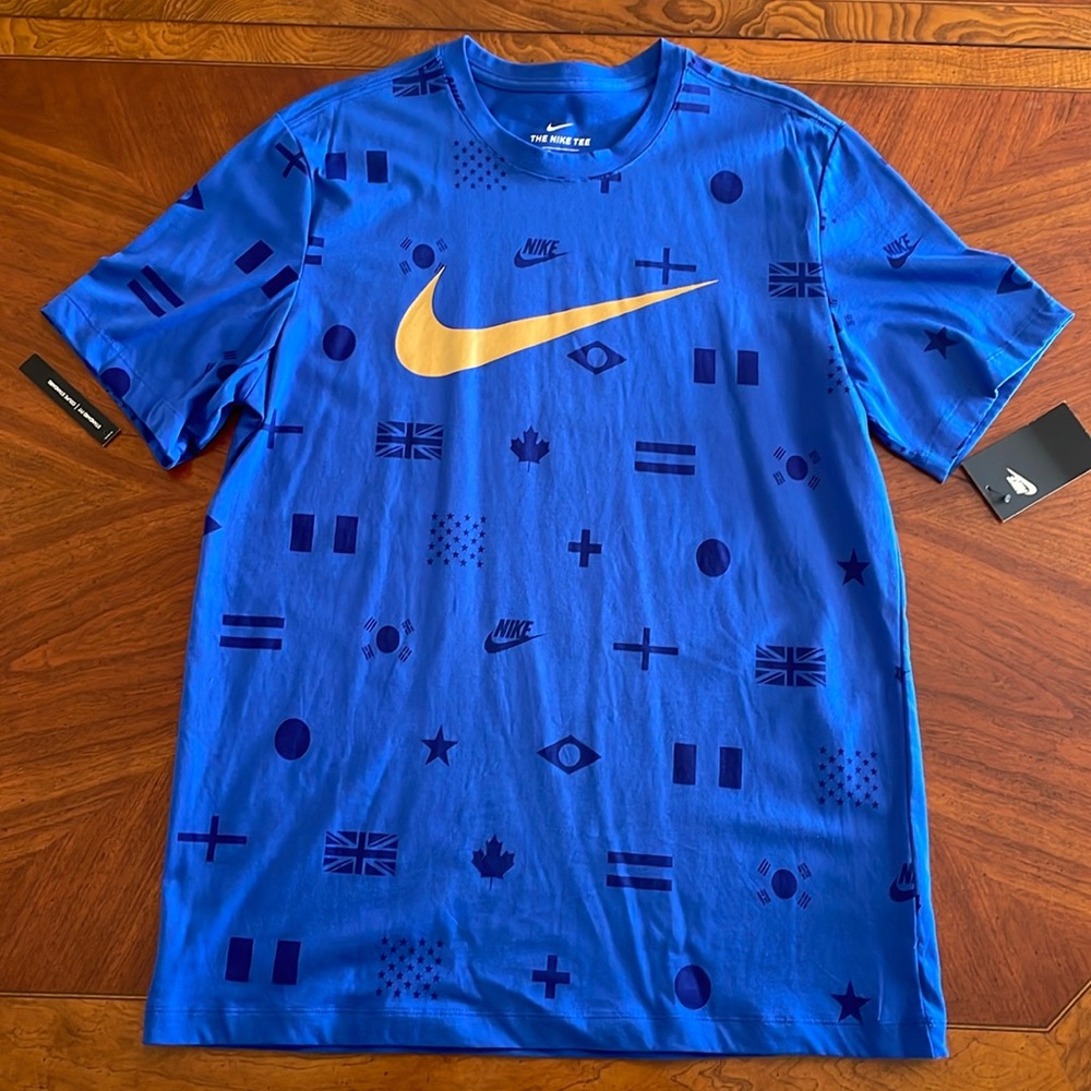 Nike tshirt
